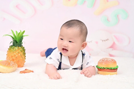 成都试管代怀宝宝肚子胀拉稀怎么办